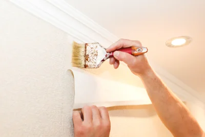 Pose de papier peint à Montdragon — revêtements muraux et toiles de verre
